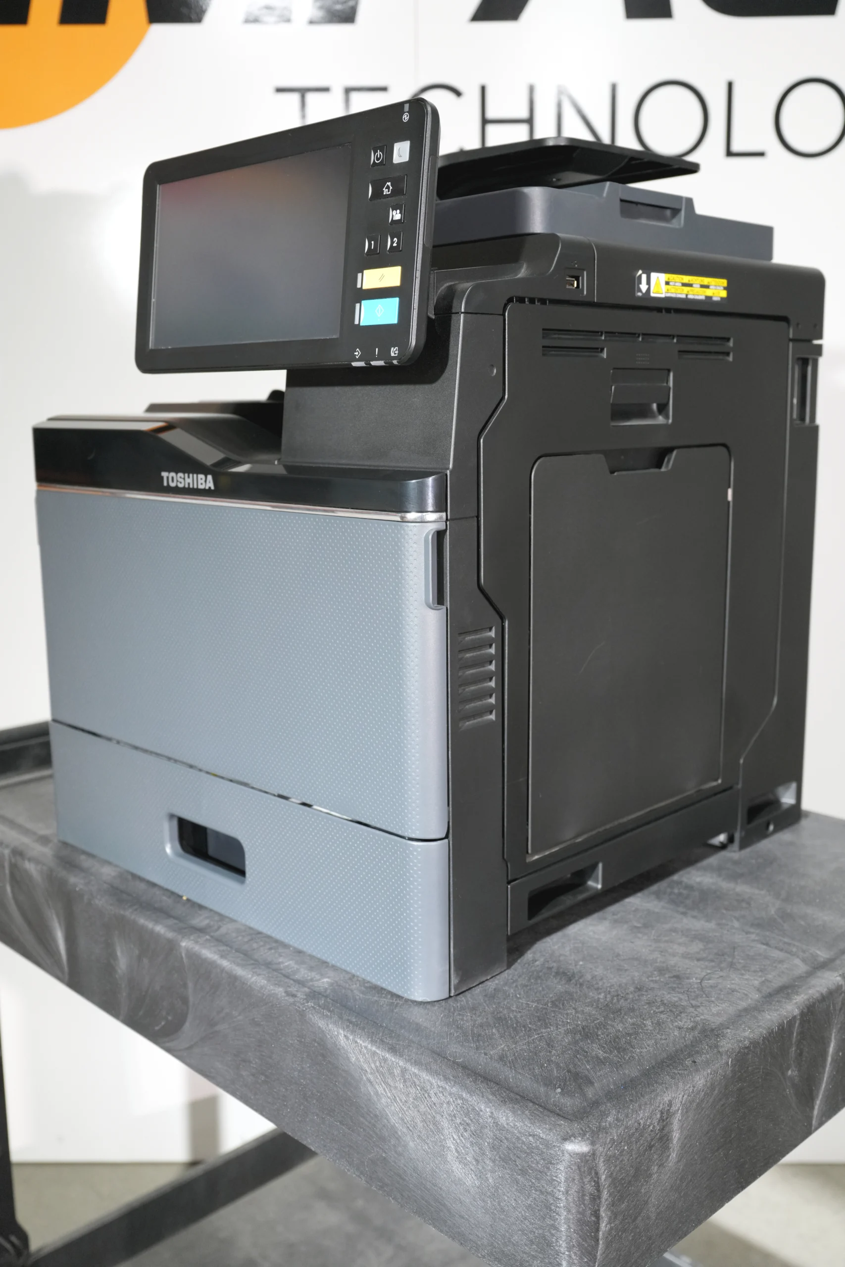 Toshiba E-330AC - Image 2